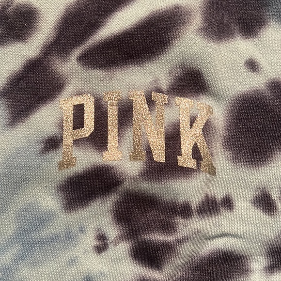 💕 VS Pink Varsity cowl 💕 - Picture 5 of 7